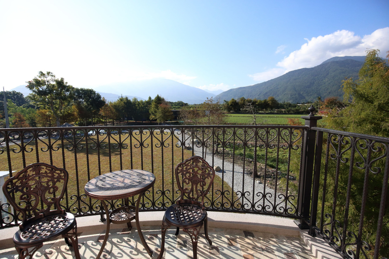 Others 5, Serrado Manor, Hualien