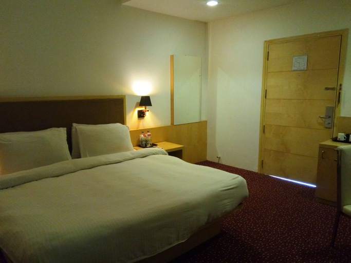 Bedroom 3, Top3 Lords Resort Bhavnagar, Bhavnagar