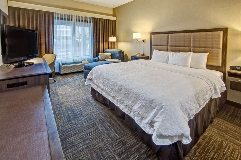 Bedroom 3, Hampton Inn Salt Lake City/Layton, Davis