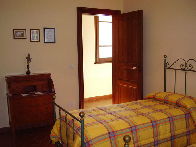 Bedroom 3, Le Carolee, Catanzaro