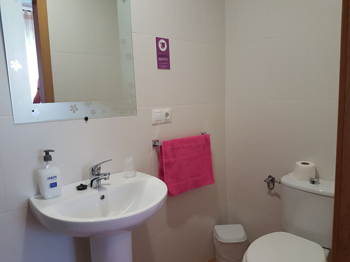 Bathroom 3, Venecia Bed&Breakfast, León