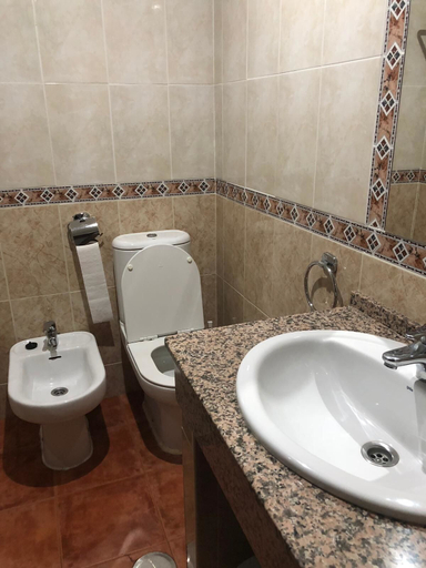 Bathroom 5, Hotel Los Kekes, Cáceres