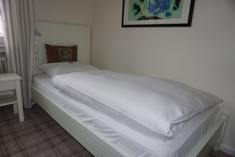 Bedroom 2, Landgasthof Läuterhäusle, Ostalbkreis
