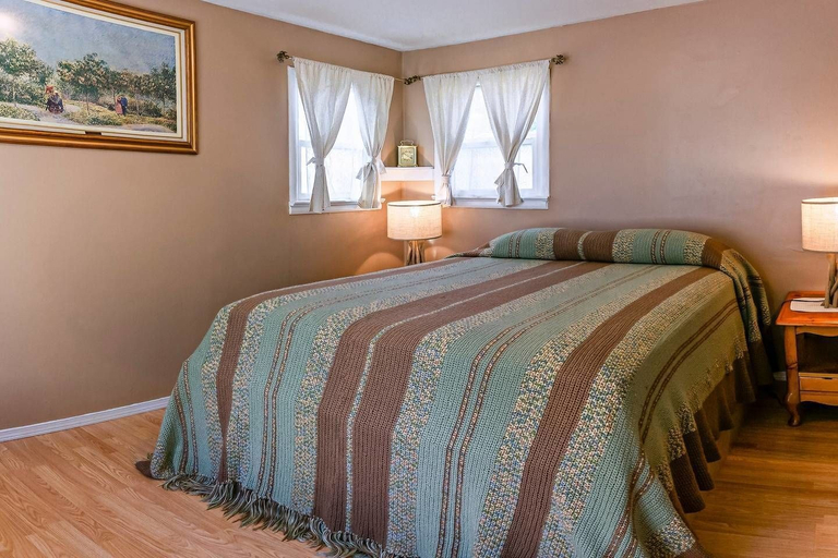 Bedroom 2, Madi's Place ~ Guest House, Jackson