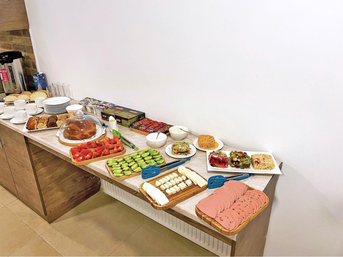 Food & Drinks 5, King George Boutique, Tbilisi
