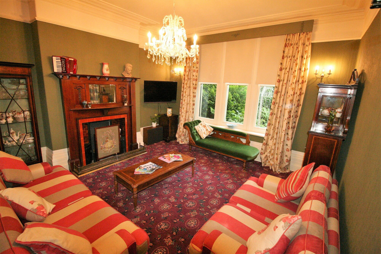 Bedroom 2, Kingscroft, Derbyshire