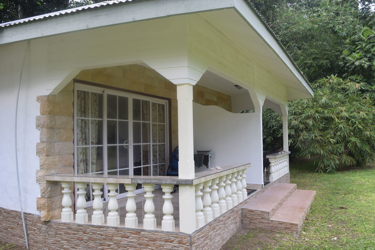 Exterior & Views 2, Chalet Bamboo Vert