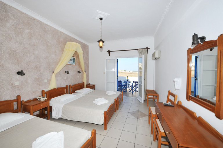 Bedroom 4, Hotel Olympia, South Aegean