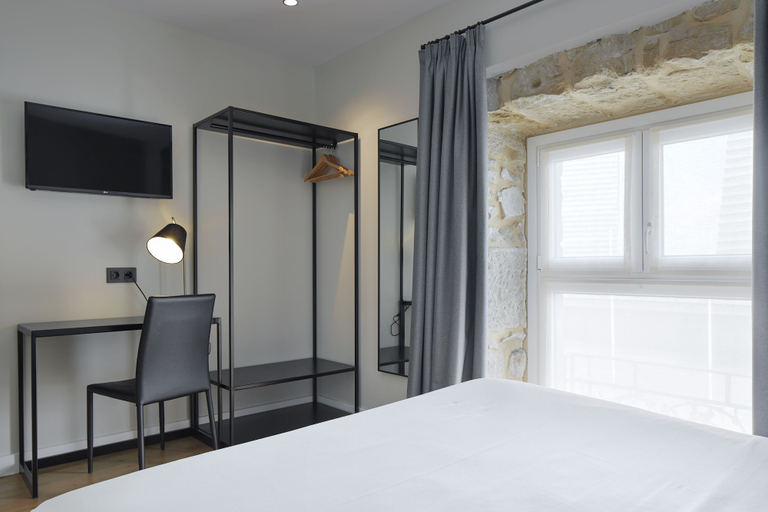 Bedroom 4, Hotel Arrizul Beach, Guipúzcoa
