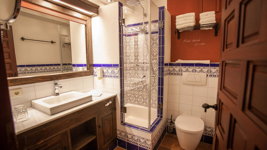 Bathroom 5, Europa-Park Erlebnis-Resort, Hotel El Andaluz, Ortenaukreis