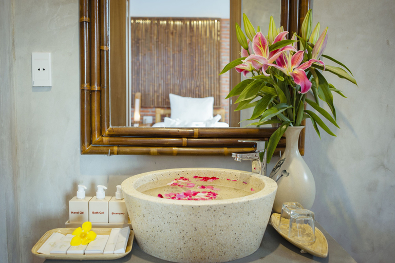 Bathroom 3, Hoi An Rustic Villa, Da Nang