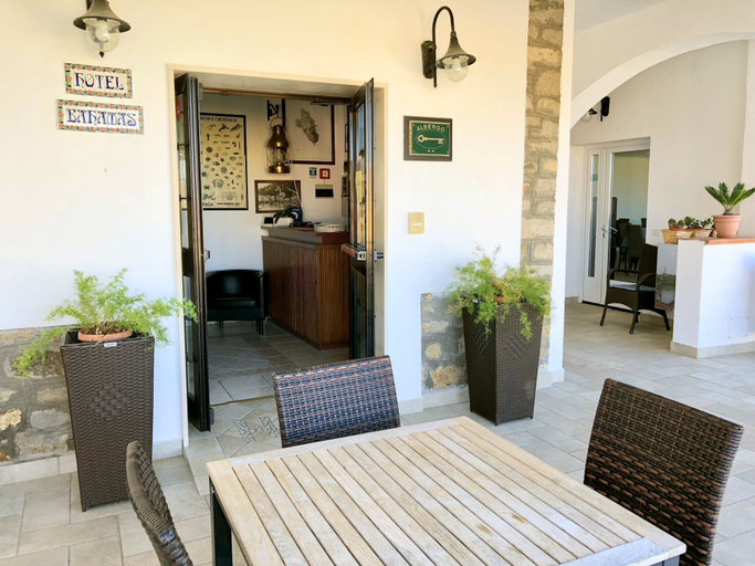 Others 5, Hotel Bahamas, Grosseto