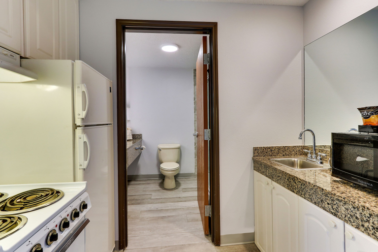 Bathroom 3, ParkShore Resort, Grand Traverse