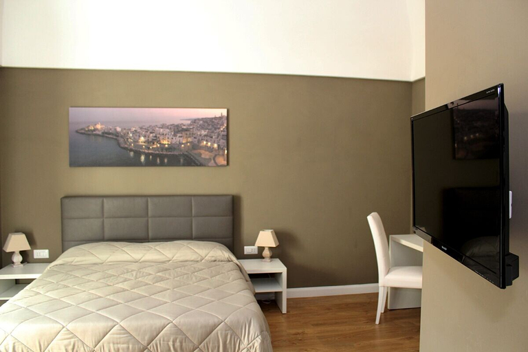 Bedroom 4, In Centro B&B Rooms, Foggia