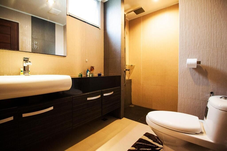 Bathroom, Hyde Park Residence by PSR ASIA, Pattaya