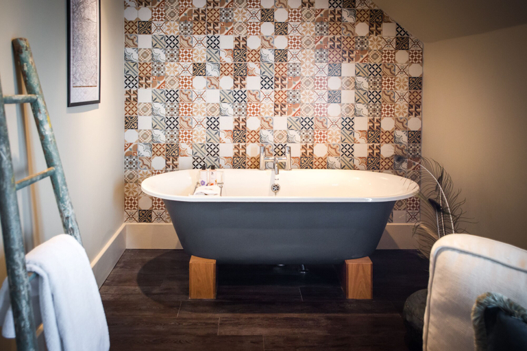 Bathroom 4, The Grosvenor Arms, Dorset