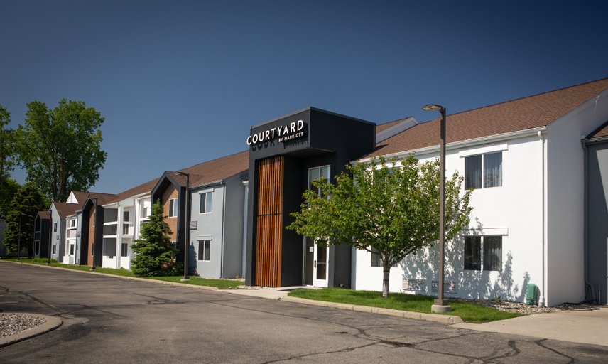 Exterior & Views 2, Courtyard by Marriott Lansing, Ingham