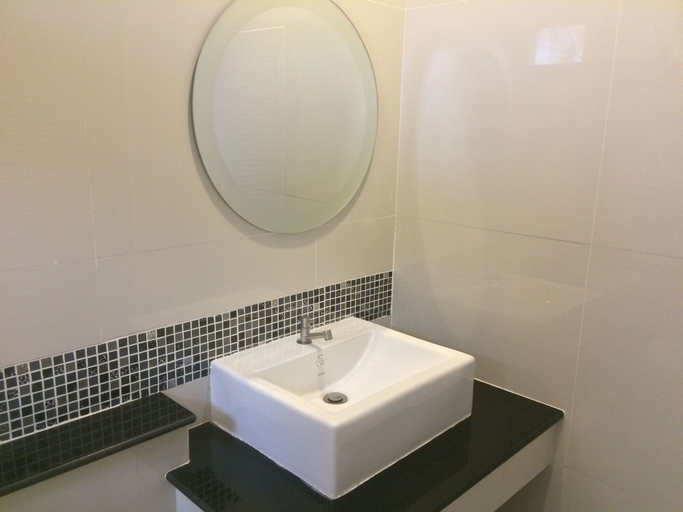 Bathroom 3, Suanrak resort, Muang Suphanburi