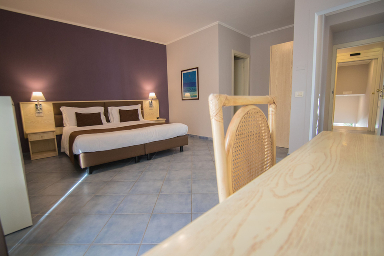 Bedroom 3, Hotel Soleluna, Napoli