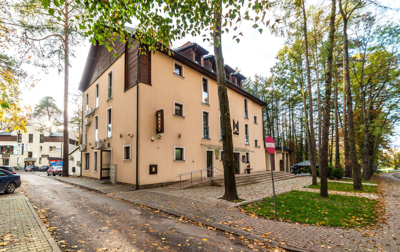 Exterior & Views 2, Hotel Montis, Opole Lubelskie