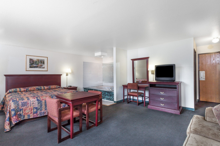 Bedroom 3, Super Stay Plus, Hamblen