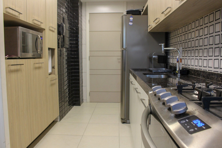 Private kitchen 4, Penthouse Apartment with Hot Tub near Beach, Aquiraz
