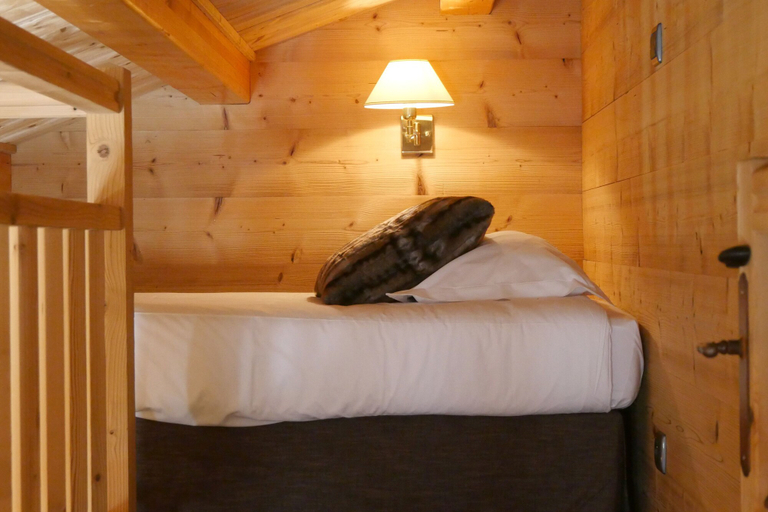 Bedroom 3, Hôtel Tsanteleina, Savoie