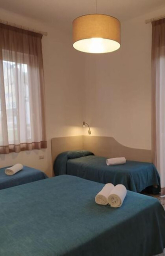 Bedroom 3, Hotel Maria, Salerno
