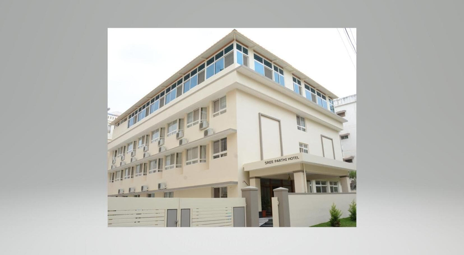 Exterior & Views 2, Sree Parthi Hotel, Anantapur