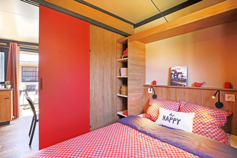 Bedroom 3, Huttopia Meursault, Côte-d'Or