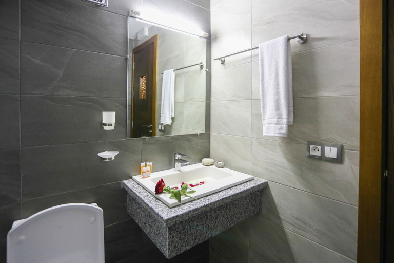 Bathroom 5, Hotel Makarim Tetouan, Tétouan