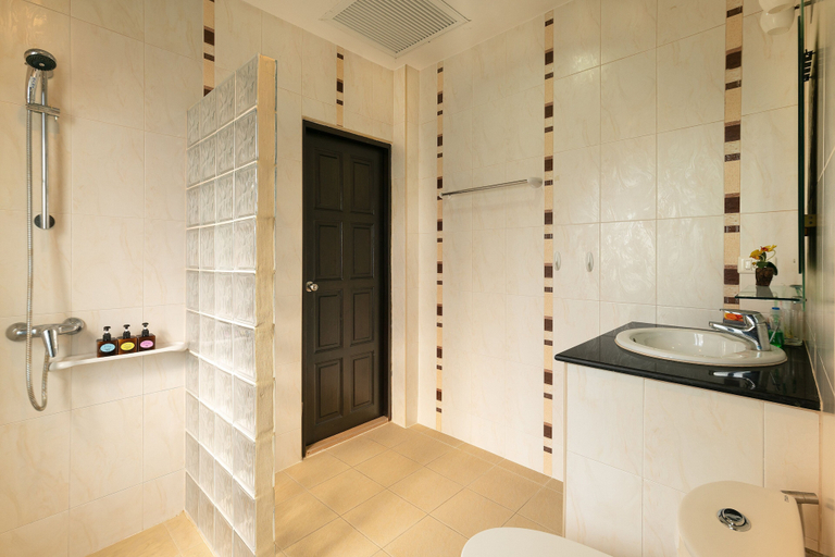 Bathroom 4, Villa Rodentia 3br pool Villa, Phuket Island