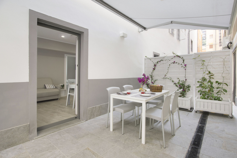 Others 5, Residence Dolcemare, Savona