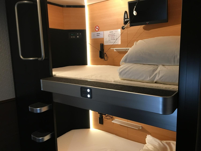 Bedroom 3, Sejour Inn Capsule, Hiroshima
