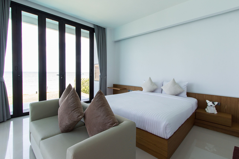 Bedroom 3, Sunshine Paradise Resort, Thap Sakae