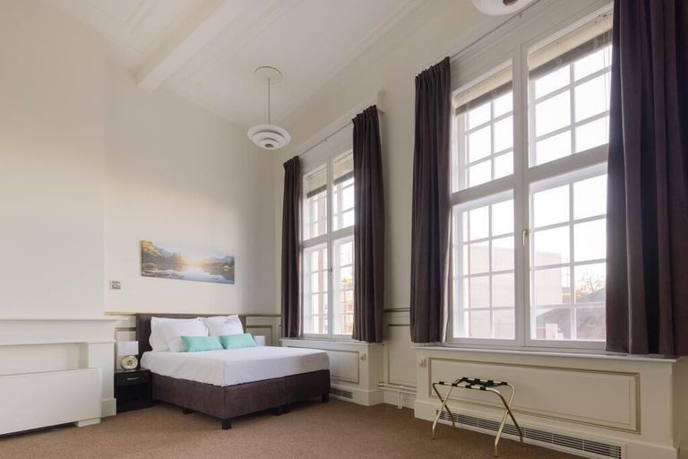 Bedroom 3, The Velvet Lodge, The Hague