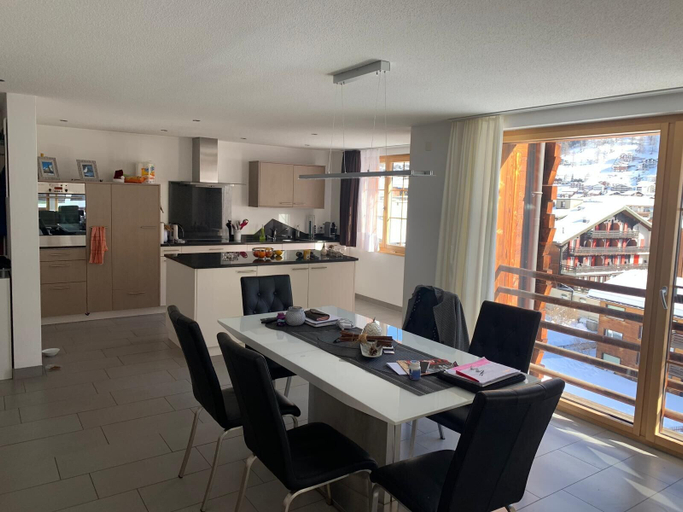 Others 5, Center Chalet Flat, Visp