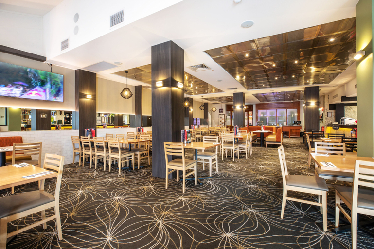 Food & Drinks 5, Nightcap at Millers Inn, Hobsons Bay - Altona