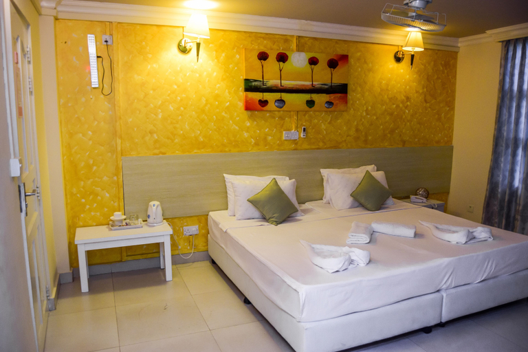 Bedroom 3, Beach Grand & Spa Premium, Malé