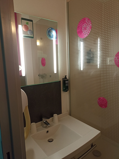 Bathroom 4, ibis Styles Bethune Bruay, Pas-de-Calais