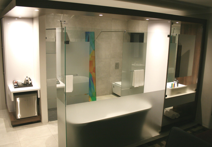 Bathroom 4, Palm Swift Luxury Accommodation, Bojanala