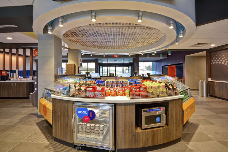 Food & Drinks 5, Tru by Hilton Mason Kings Island, Warren