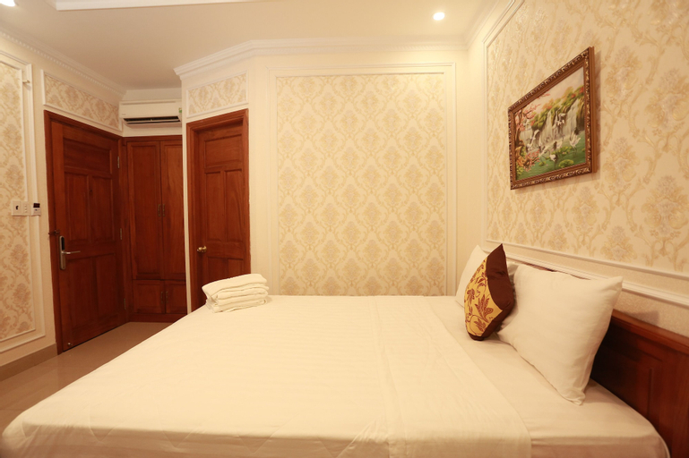 Bedroom 8