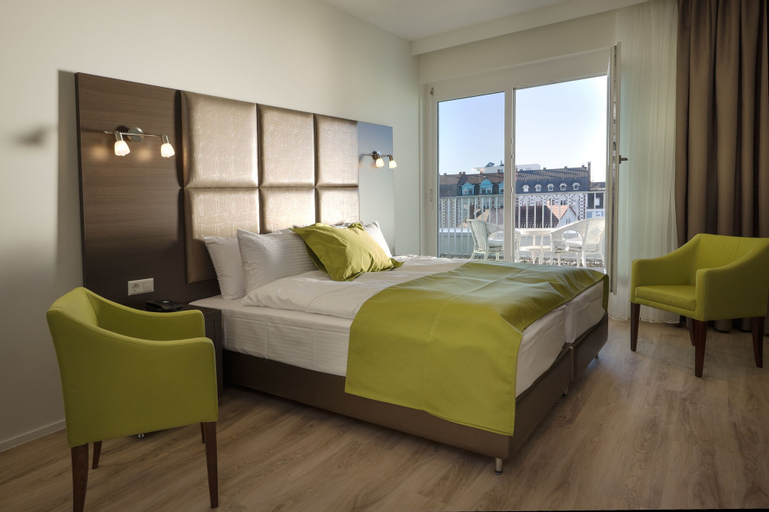 Bedroom 3, Boutique Hotel Bellevue, Lörrach