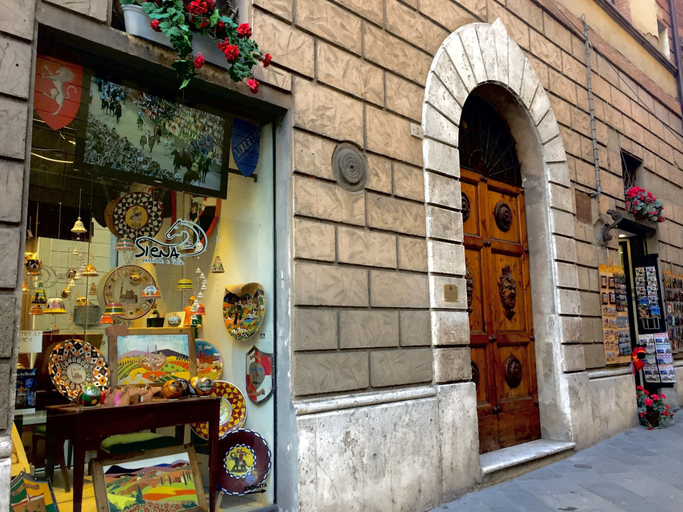 Exterior & Views 2, Residenza d'Epoca Palazzo Borghesi, Siena