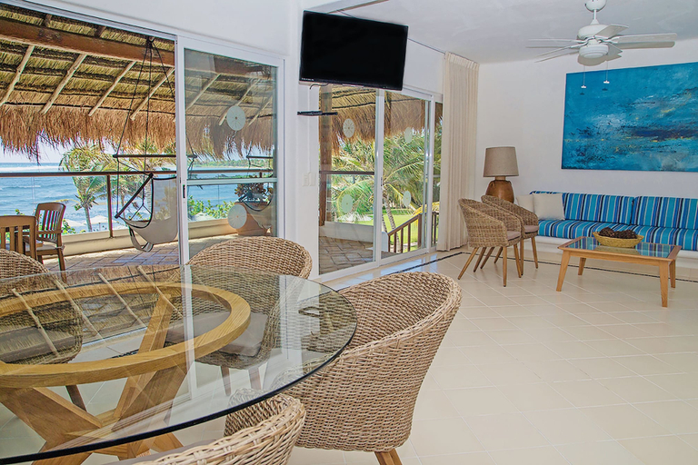 Food & Drinks 5, Las Villas Akumal 3B-9 by SkyRun, Cozumel