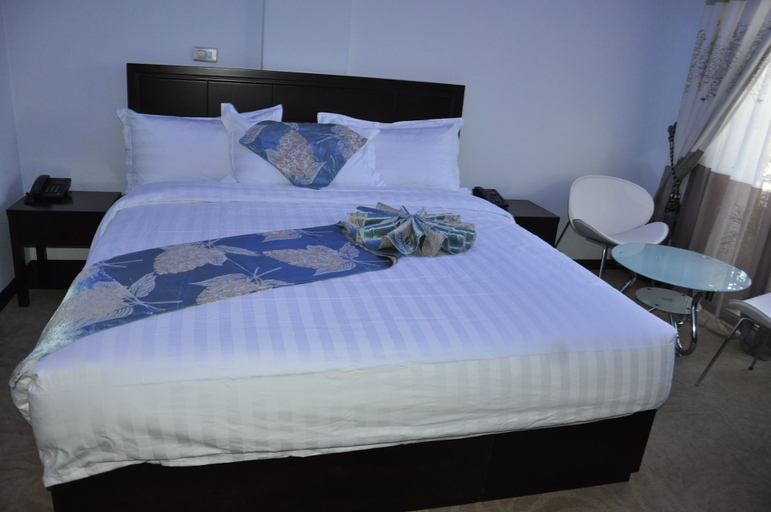 Bedroom 3, North Addis Hotel, Addis Abeba