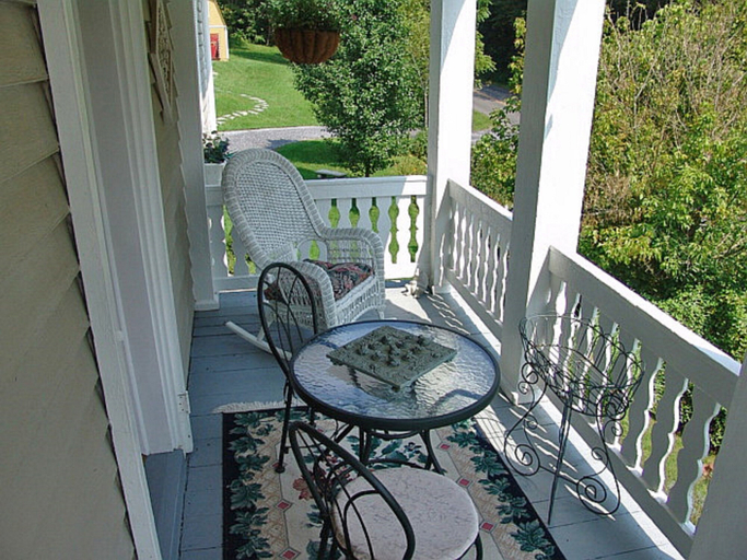 Others 5, Frog Hollow Bed and Breakfast, Lexington