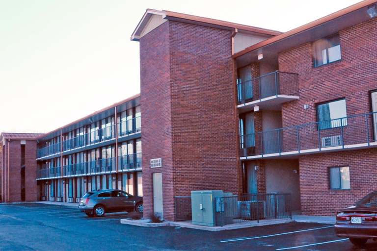 Exterior & Views 2, Branson's Best Motel, Taney