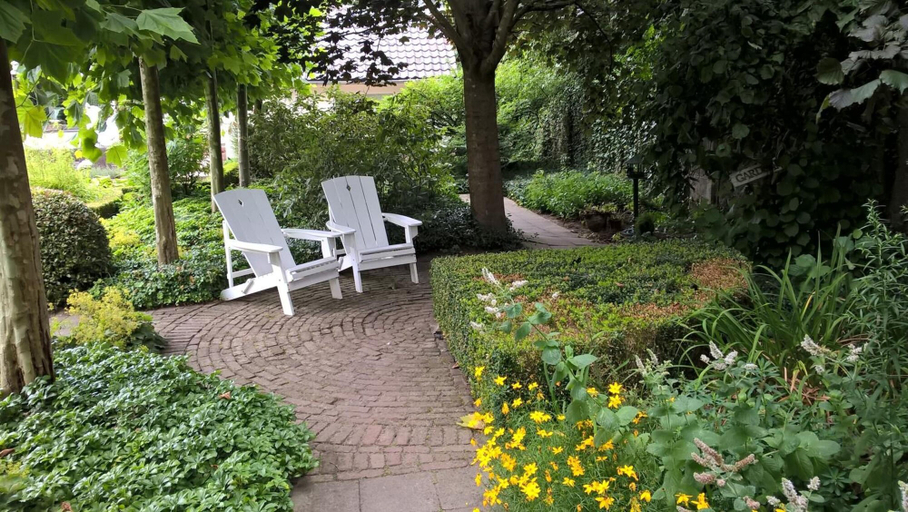 Others 5, B&B Rosteline, Limburg